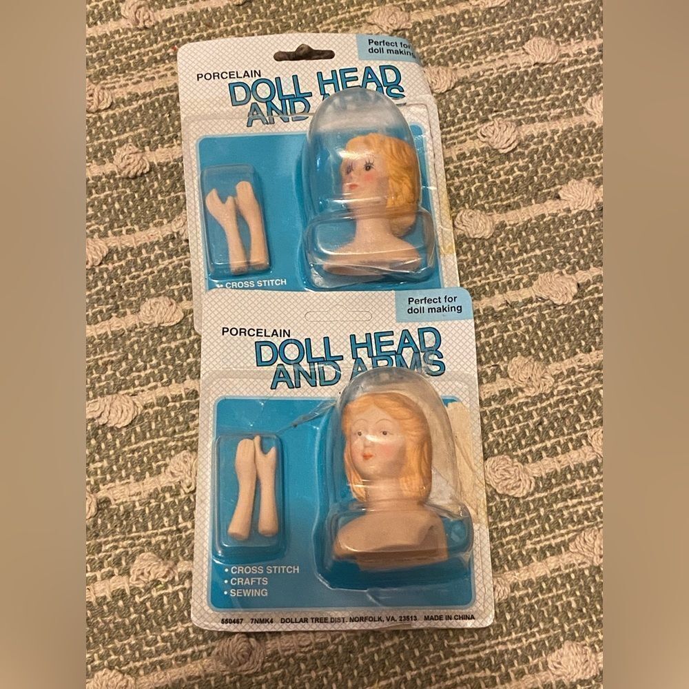 Vintage porcelain doll head and arms g03